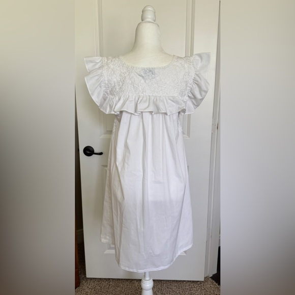 Mi Golondrina Soledad Blanca Nieve Vestida White Flutter Ruffle Sleeve Dress - Picture 7 of 12